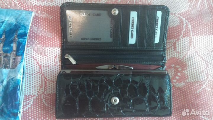 Новый кожаный кошелёк