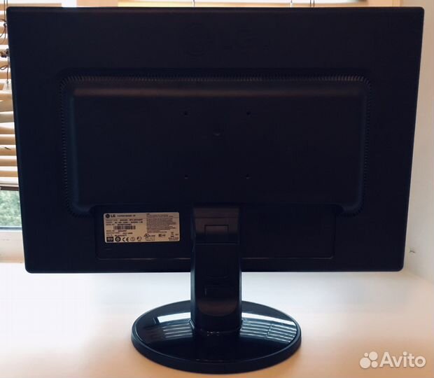 Монитор для компьютера LG