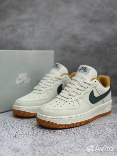 Кроссовки Nike Air Force 1