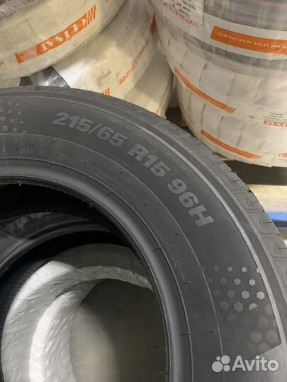 Kumho Ecowing ES31 215/65 R15 96