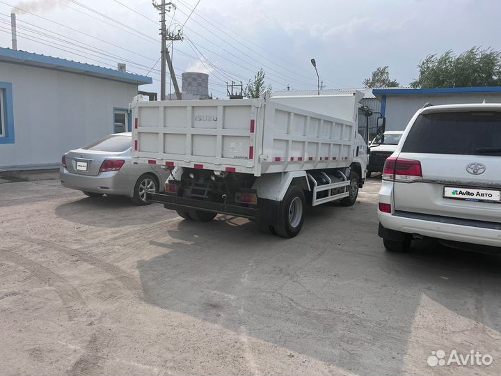 Isuzu 700P, 2024