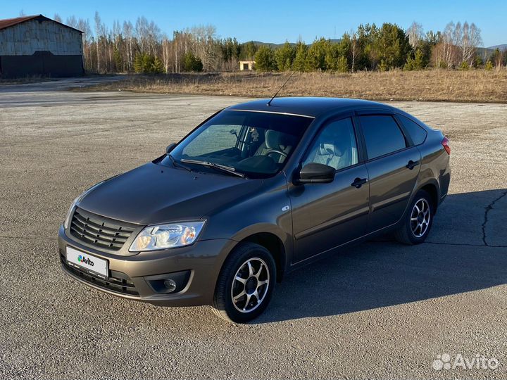 LADA Granta 1.6 МТ, 2018, 40 000 км