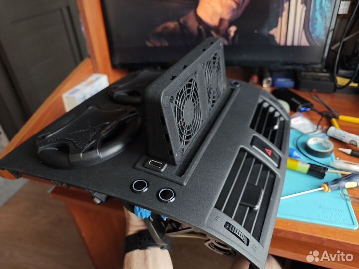 Держатель для планшета Мазда 3бк