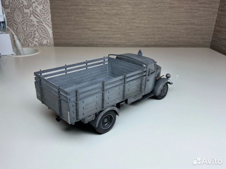 Модель немецкого грузовика 1:35