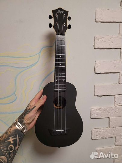 Укулеле flight TUS-35E BK