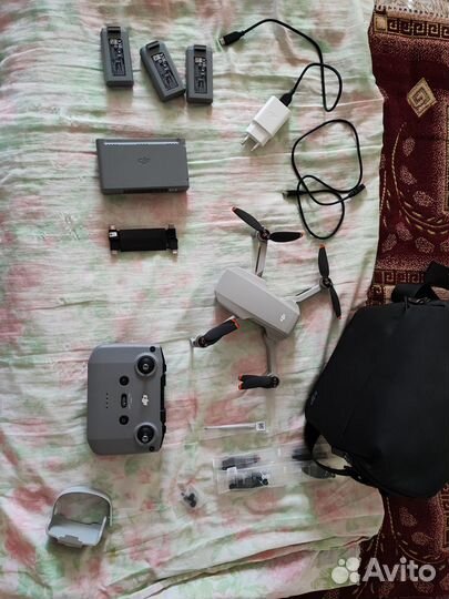 Квадрокоптер DJI Mavic Mini 2 Fly More Combo серый