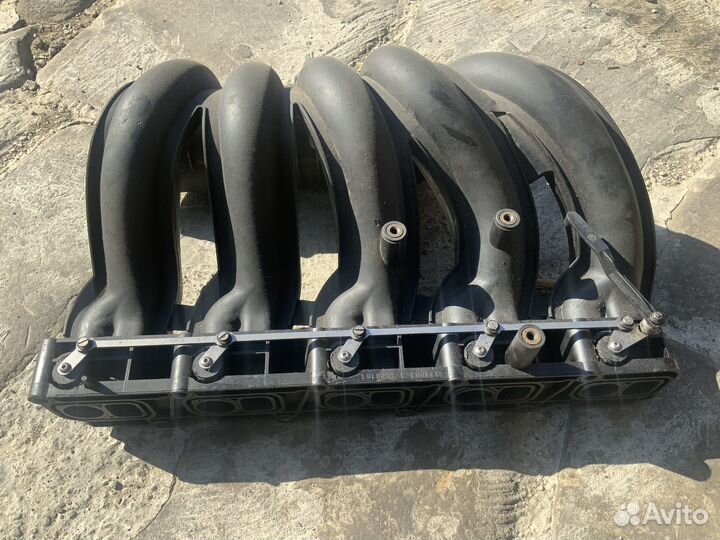 Коллектор впускной Mercedes om612