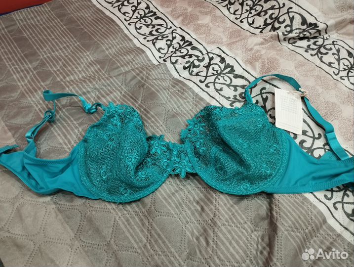 Бюстгальтер