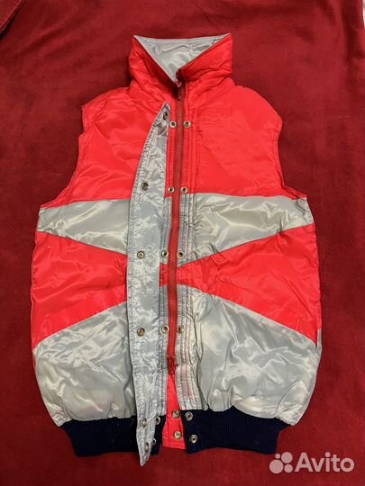 Жилетка пуховая женская