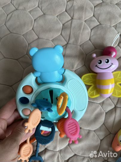 Развивающие игрушки пакетом