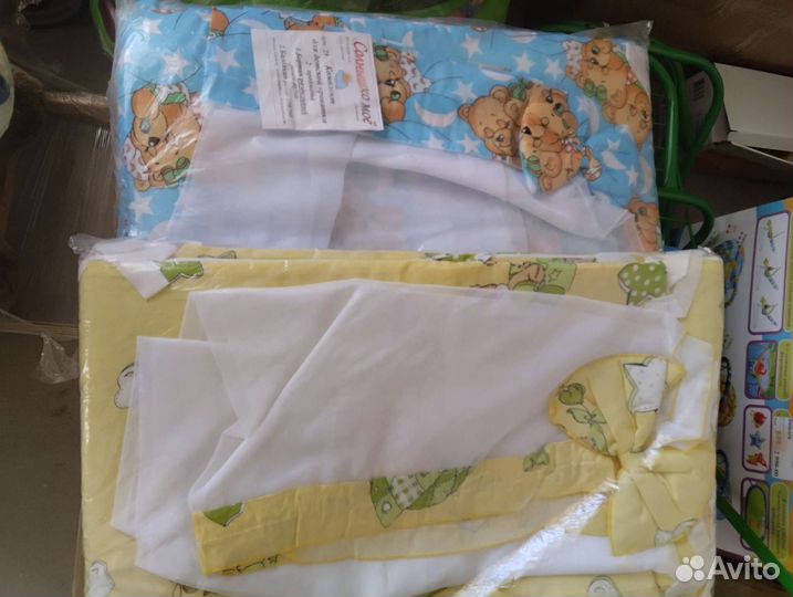 Бортики в кроватку и балдахин новые