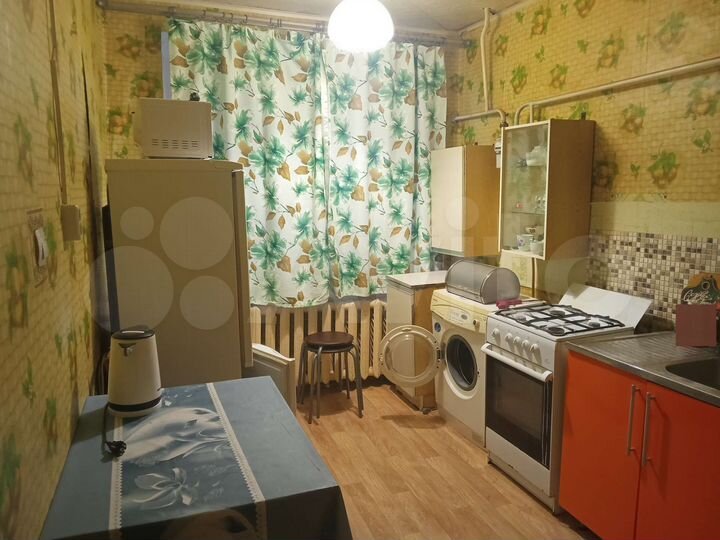 1-к. квартира, 32 м², 1/2 эт.