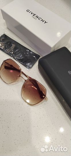 Солнцезащитные очки женские новые