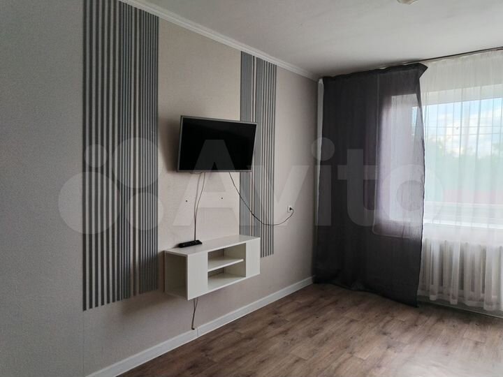 2-к. квартира, 60 м², 1/5 эт.