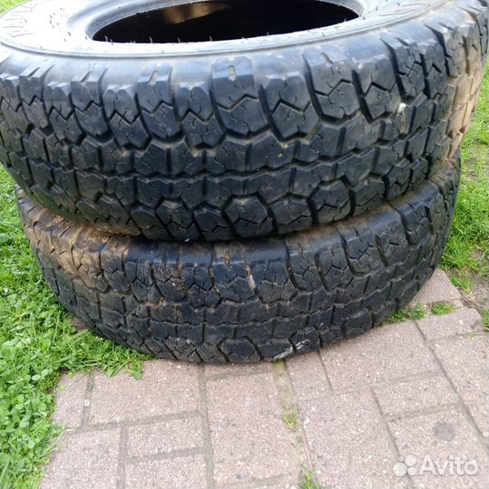 Armstrong ATH11 10.00/10.5 R12C 26L