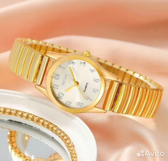 Подарочный набор/Женские часы/серьги/цепочки