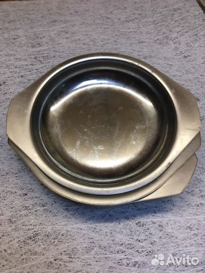 Тарелка из нержавеющей стали