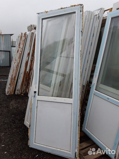 Дверь бу 1267