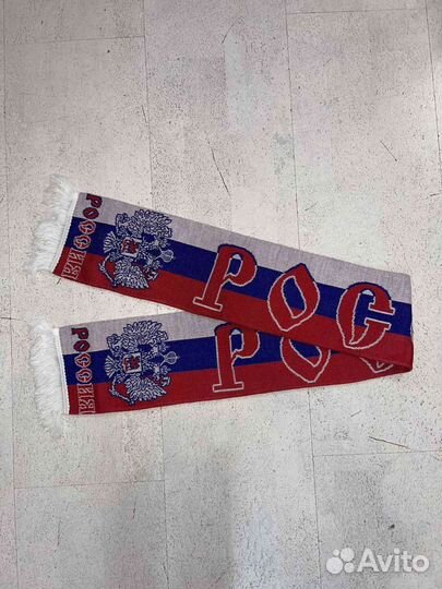 Шарф и шапка спортивной символики