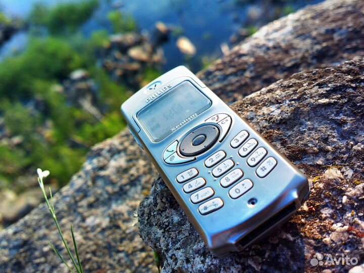 Телефон Philips Xenium 99 ++ CT-8998 в коллекцию