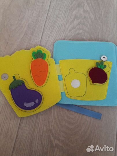 Фетровая развивающая книжка