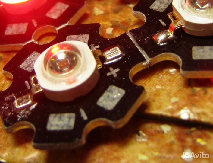 Красный фитодиод 630 нм для выращивания рассады