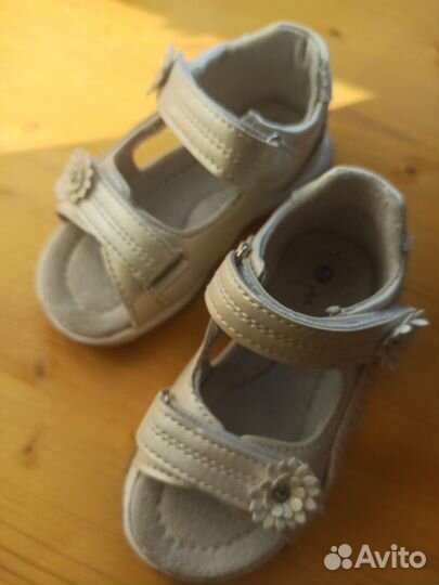 Сандалии для девочки 23 размер