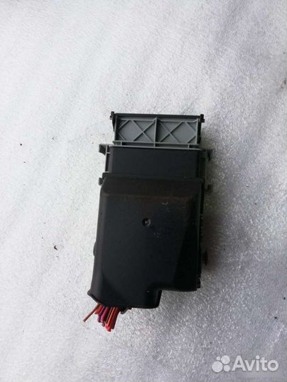 Блок предохранителей Chevrolet Cruze J 2009-2012