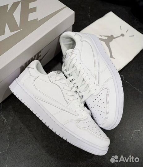 Nike Air Jordan 1 low travis scott white party