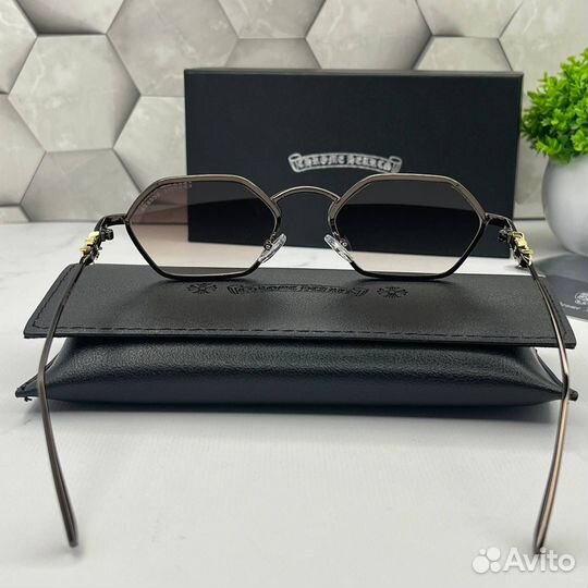 Солнцезащитные очки chrome hearts