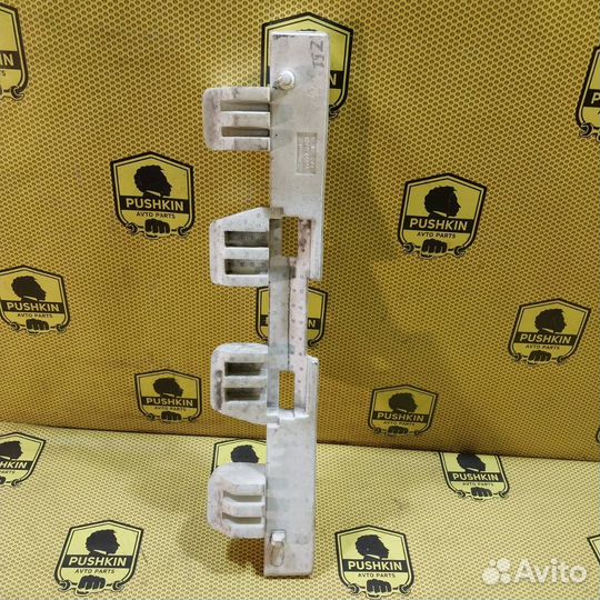 Наполнитель/абсорбер заднего бампера Nissan Murano