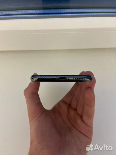 iPhone X, 64 ГБ