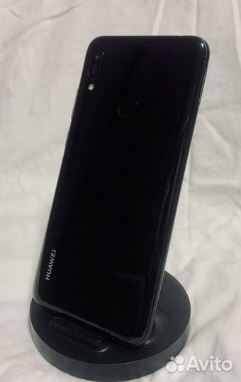 Телефон huawei Y6