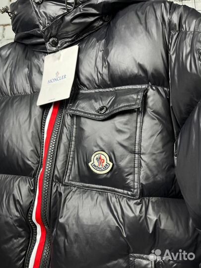 Пуховик moncler