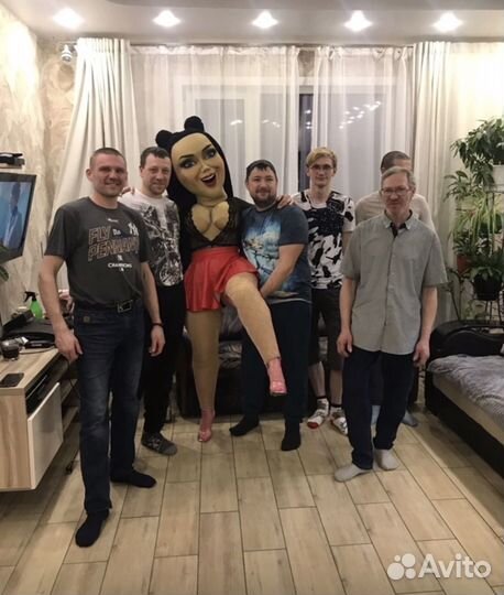 Ростовая кукла стриптизерша