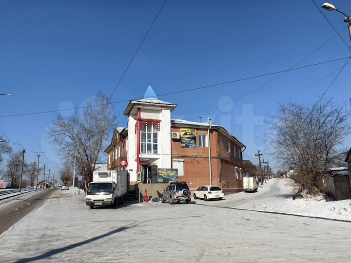 Здание, 957 м²