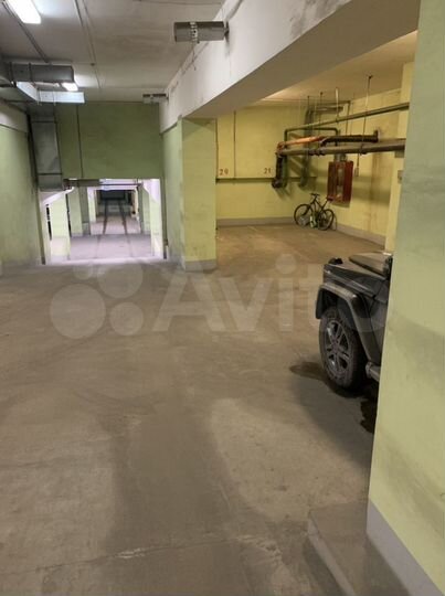 Машиноместо, 27 м²