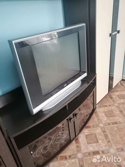 Телевизор бу jvc