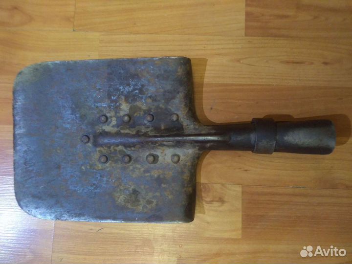 Лопата старинная клепаная