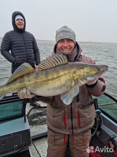 Рыбалка на катере с егерем