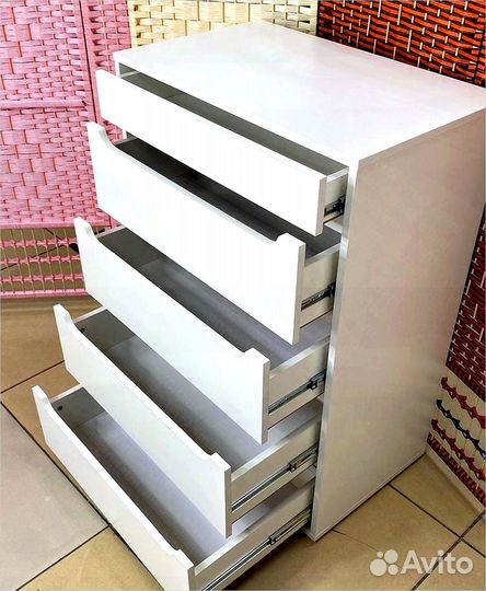 Комод белый