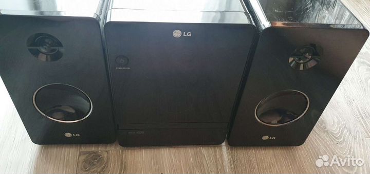 Музыкальный центр LG fas64f
