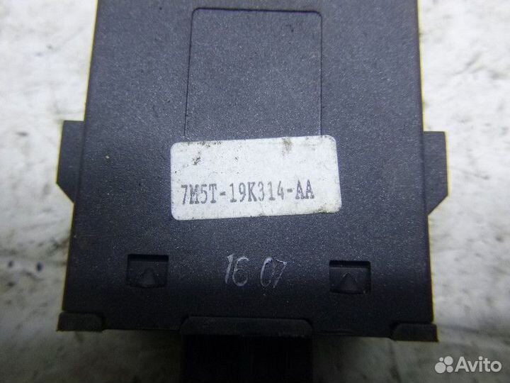 Кнопка обогрева сидений ford C-MAX 2003