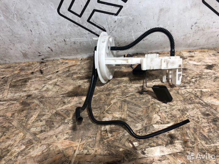 Датчик уровня топлива Mercedes-Benz C-Class W204