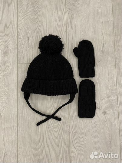 Комплект шапка, и варежки zara
