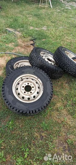 Nortec AT 560 215/75 R15