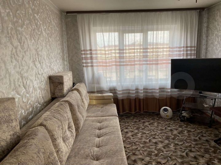 2-к. квартира, 54 м², 4/9 эт.