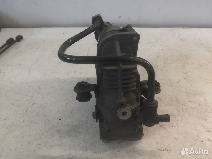 Компрессор пневмоподвески Mercedes S-Class S222