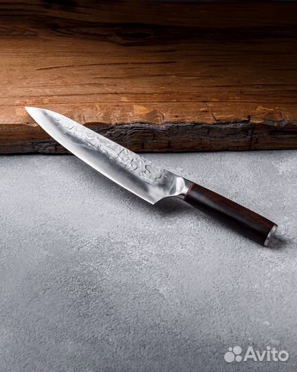 Кухонный нож-шеф