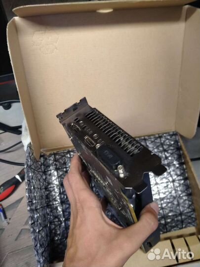 Видеокарта rx 570 4gb Asus experience